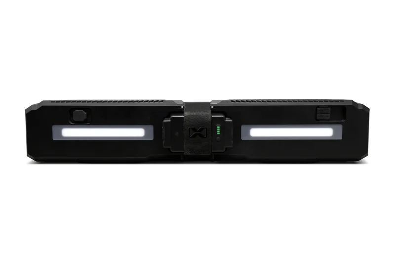 SEB_Pulse_lights_on_Back-2100x1401-183aa406-db28-49b3-81cb-d0a224cb6589_a8a8bd76-6916-45c1-bab5-8e583a06bd3e