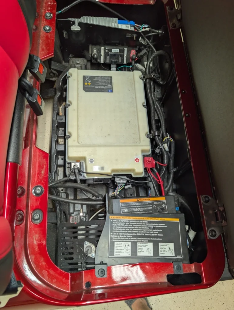 Wide view of the battery bay pre-install. Samsung GEN2 Elite factory battery